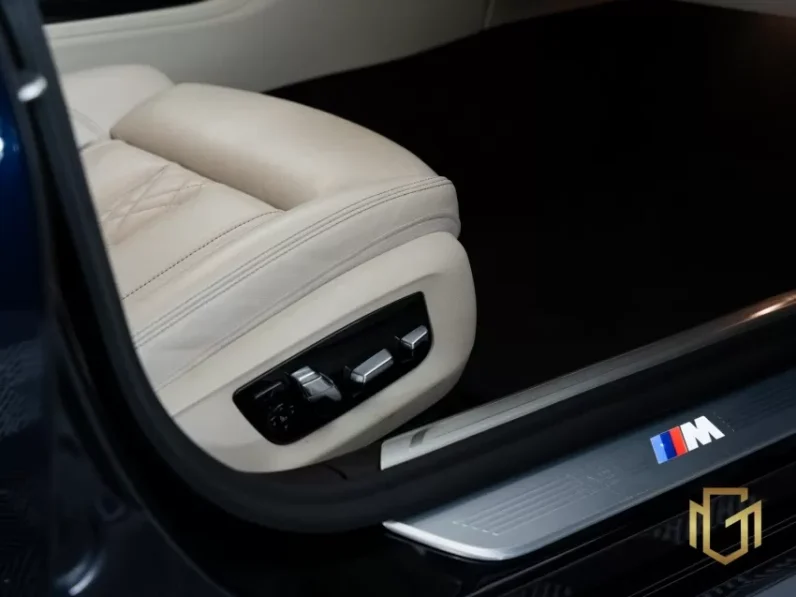 
								BMW 745Le HÍBRIDO 2021 full									