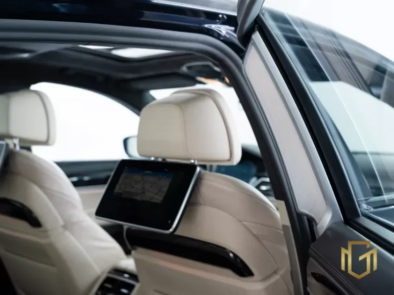
								BMW 745Le HÍBRIDO 2021 full									