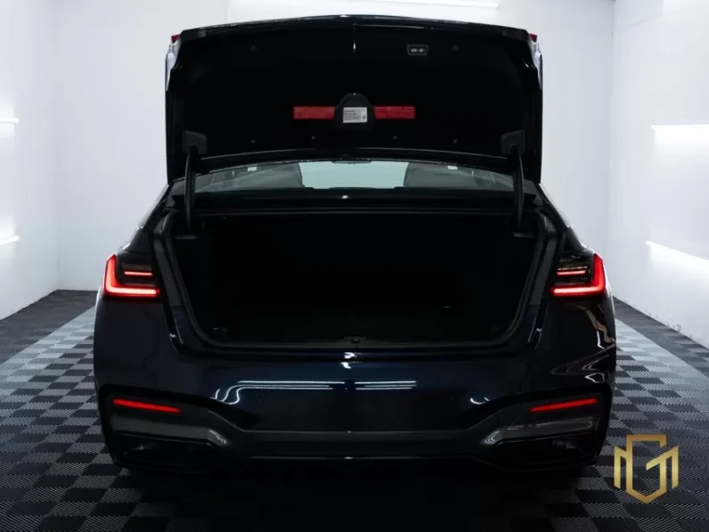 
								BMW 745Le HÍBRIDO 2021 full									