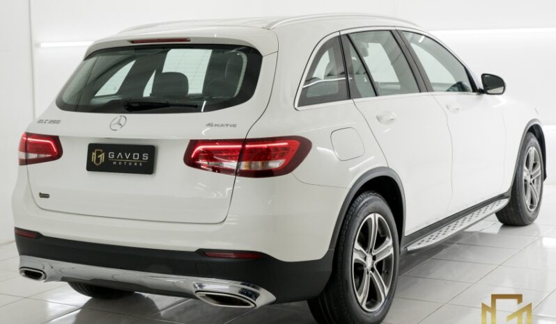 Mercedes-Benz GLC 250 4Matic 2.0 Turbo completo