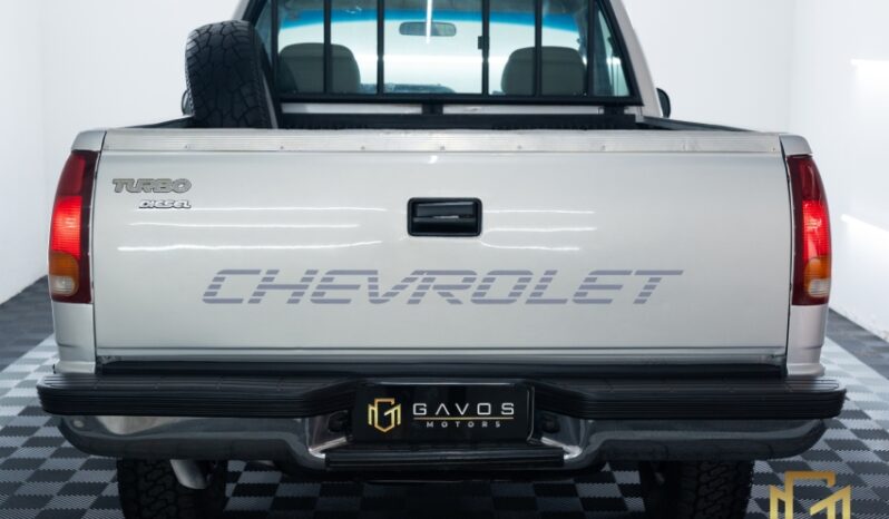 Chevrolet SILVERADO completo