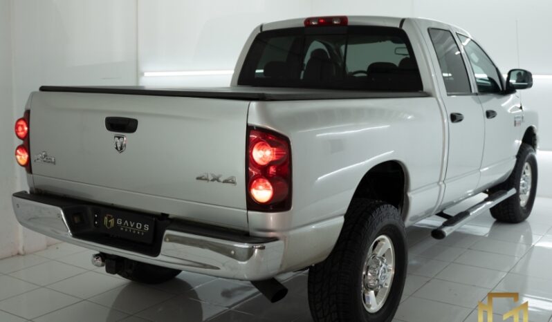 Dodge RAM completo