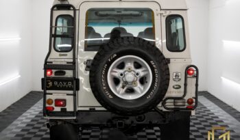 Land Rover DEFENDER completo