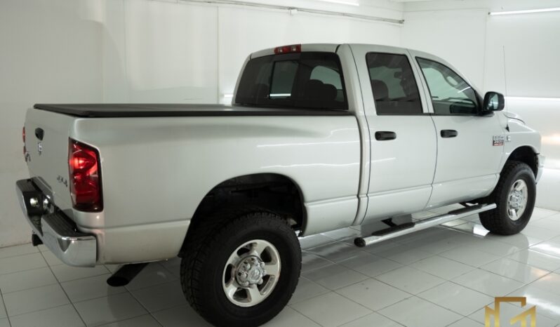 Dodge RAM completo