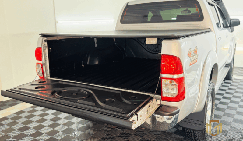 
								Hilux CD SRV 4X4 3.0 DIESEL 2013 full									