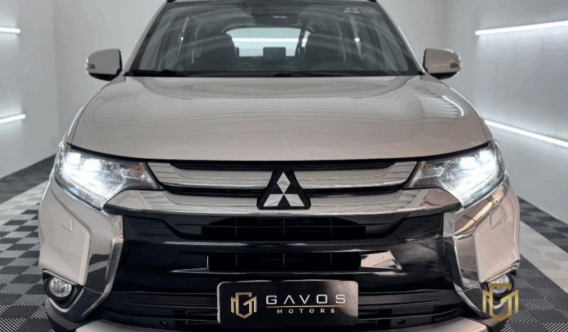 
								MITSUBISHI OUTLANDER 2.2 4X4 16V DIESEL 2016 full									