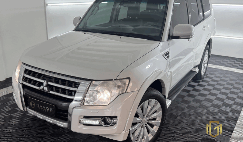 
								MITSUBISHI MMC PAJERO HPE 3.2 TB DIESEL 4X4 AT 2016 full									