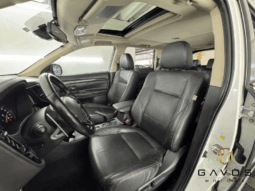 
										MITSUBISHI OUTLANDER 2.2 4X4 16V DIESEL 2016 full									