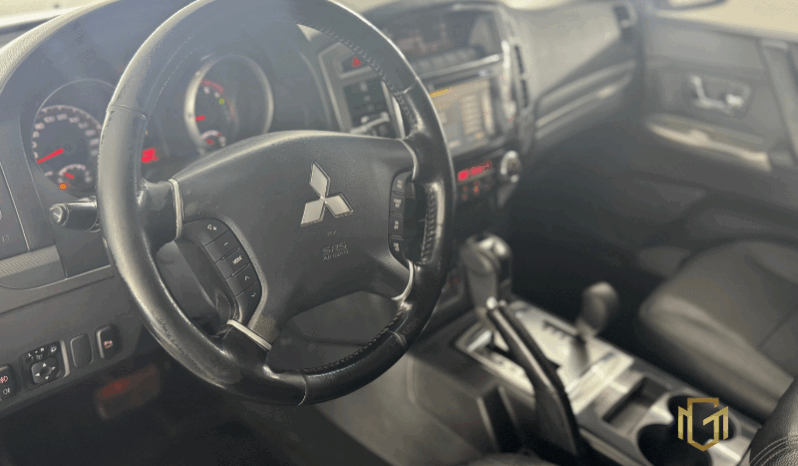 
								MITSUBISHI MMC PAJERO HPE 3.2 TB DIESEL 4X4 AT 2016 full									