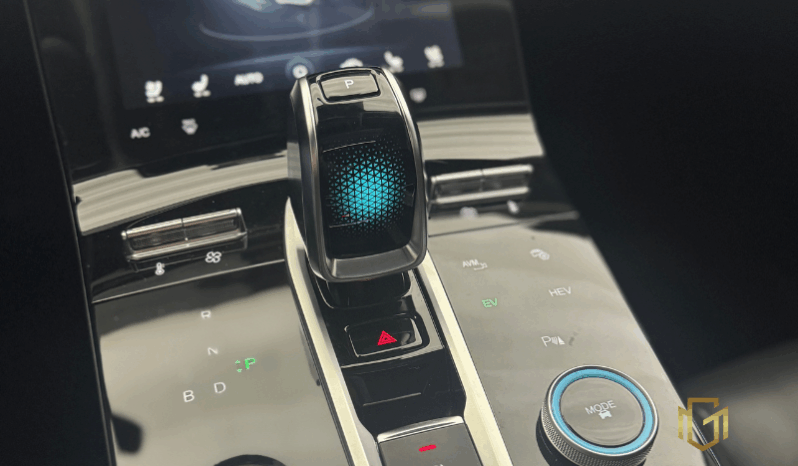 
								CAOA CHERY TIGGO 8 full									