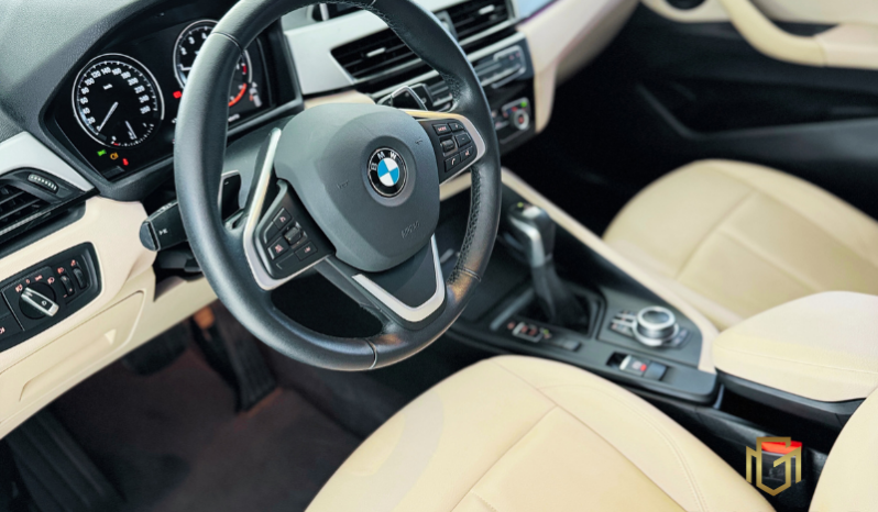 
								BMW X1 S20I X-LINE ACTIVE FLEX TURBO AUTOMÁTICA 2021/2022 full									
