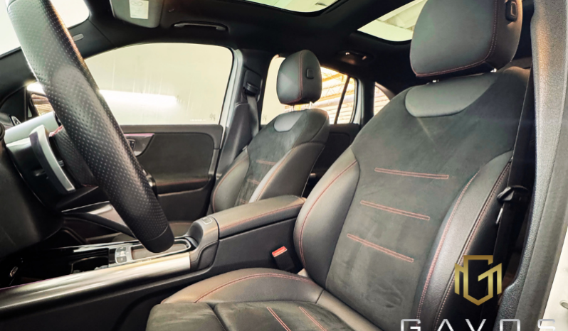 
								Mercedes Benz GLA200 AMG LINE 1.3 TURBO 2024 full									